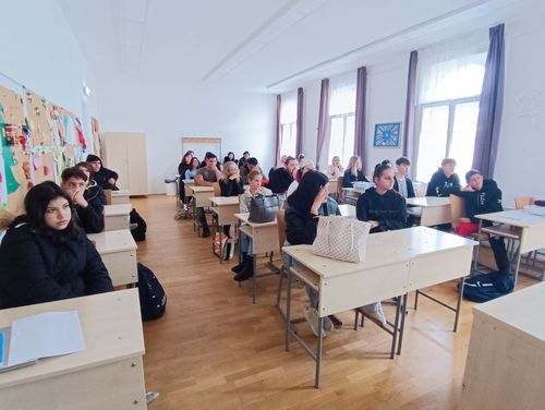 Előadás diákmunkáról